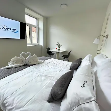 Riverside Appartement *